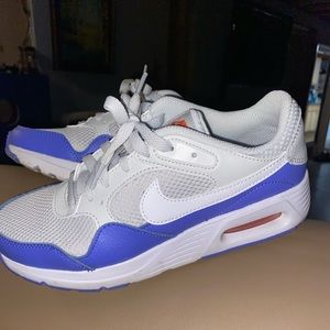 New Woman’s Nike Air Force size 7